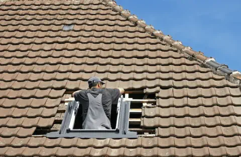 Pose de velux à Bonrepos sur Aussonnelle